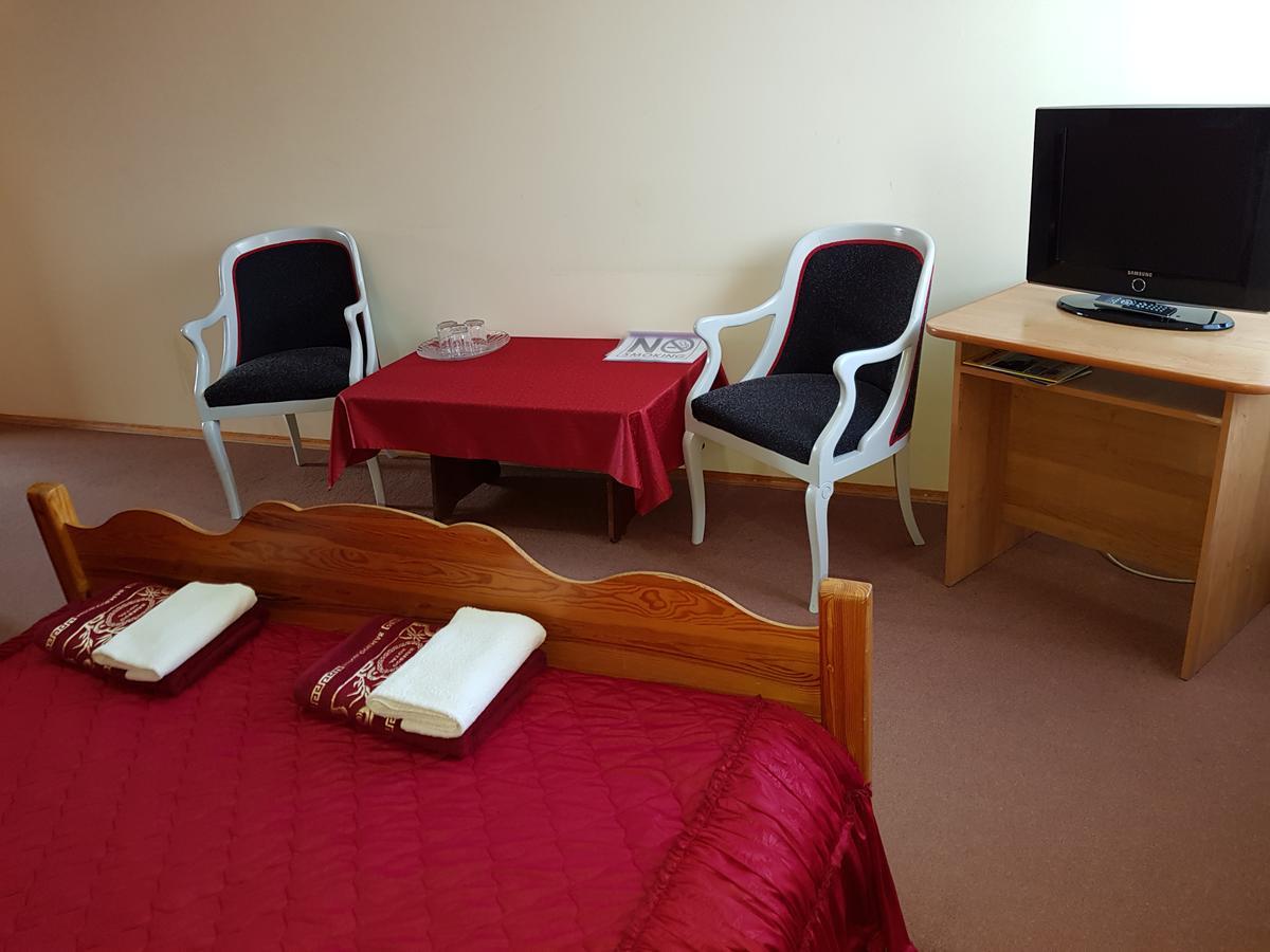 Hotel Suvorov Kobryn Ngoại thất bức ảnh