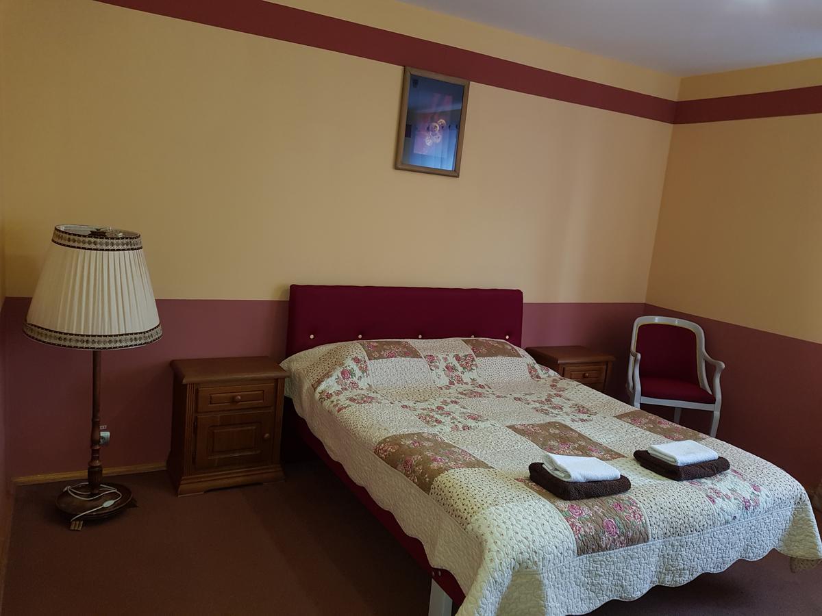 Hotel Suvorov Kobryn Ngoại thất bức ảnh